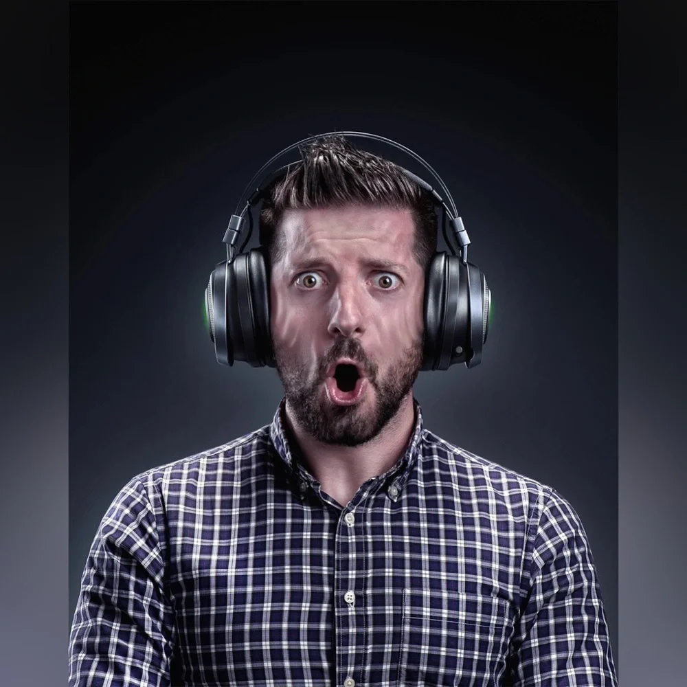 RAZER NARI ULTIMATE GAMING HEADSET